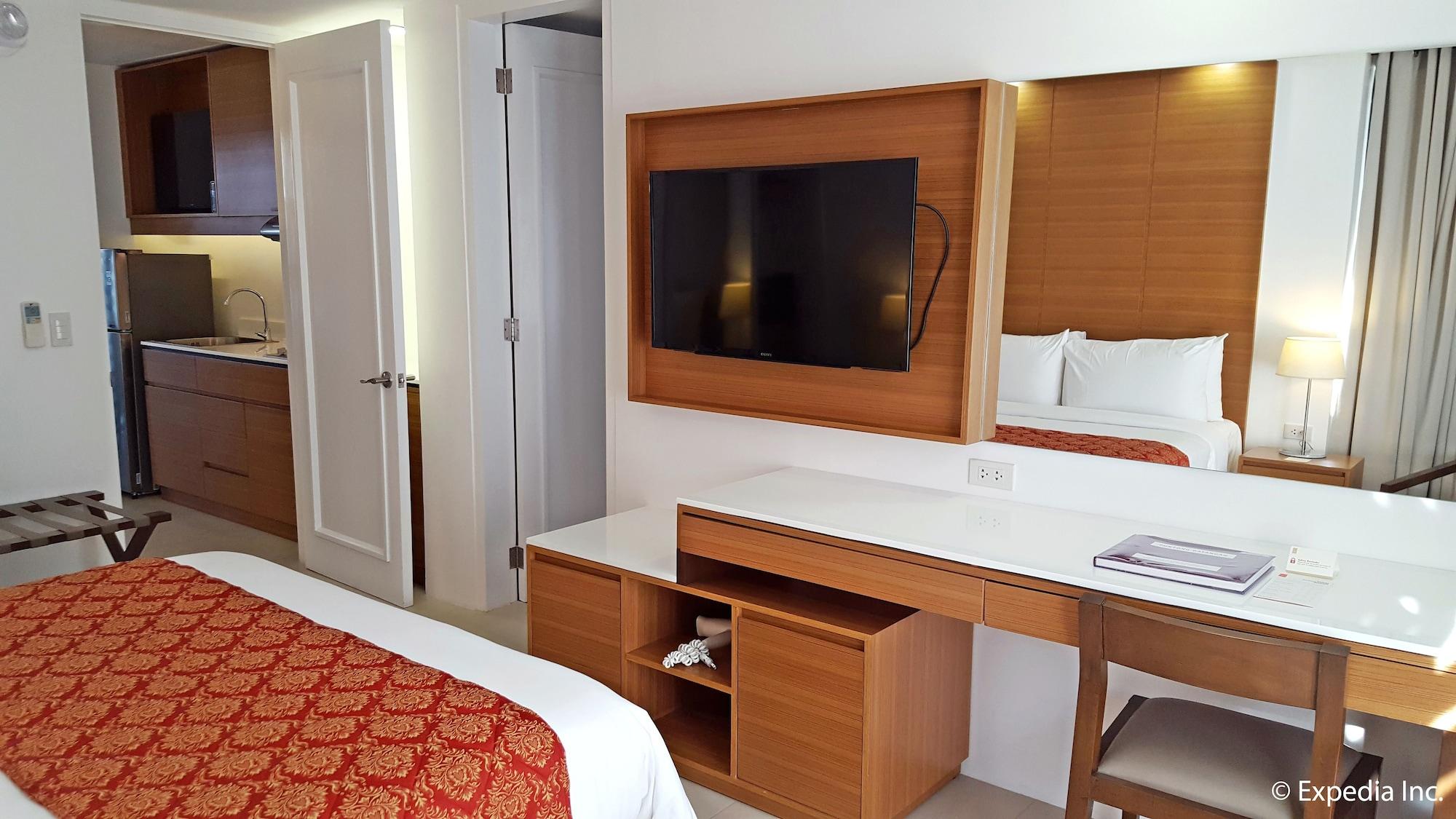 Hotel Pontefino Batangas Extérieur photo