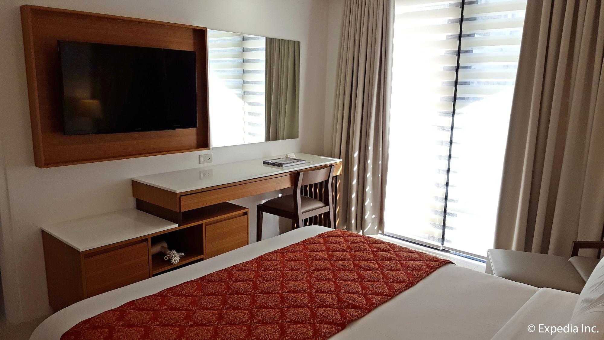 Hotel Pontefino Batangas Extérieur photo