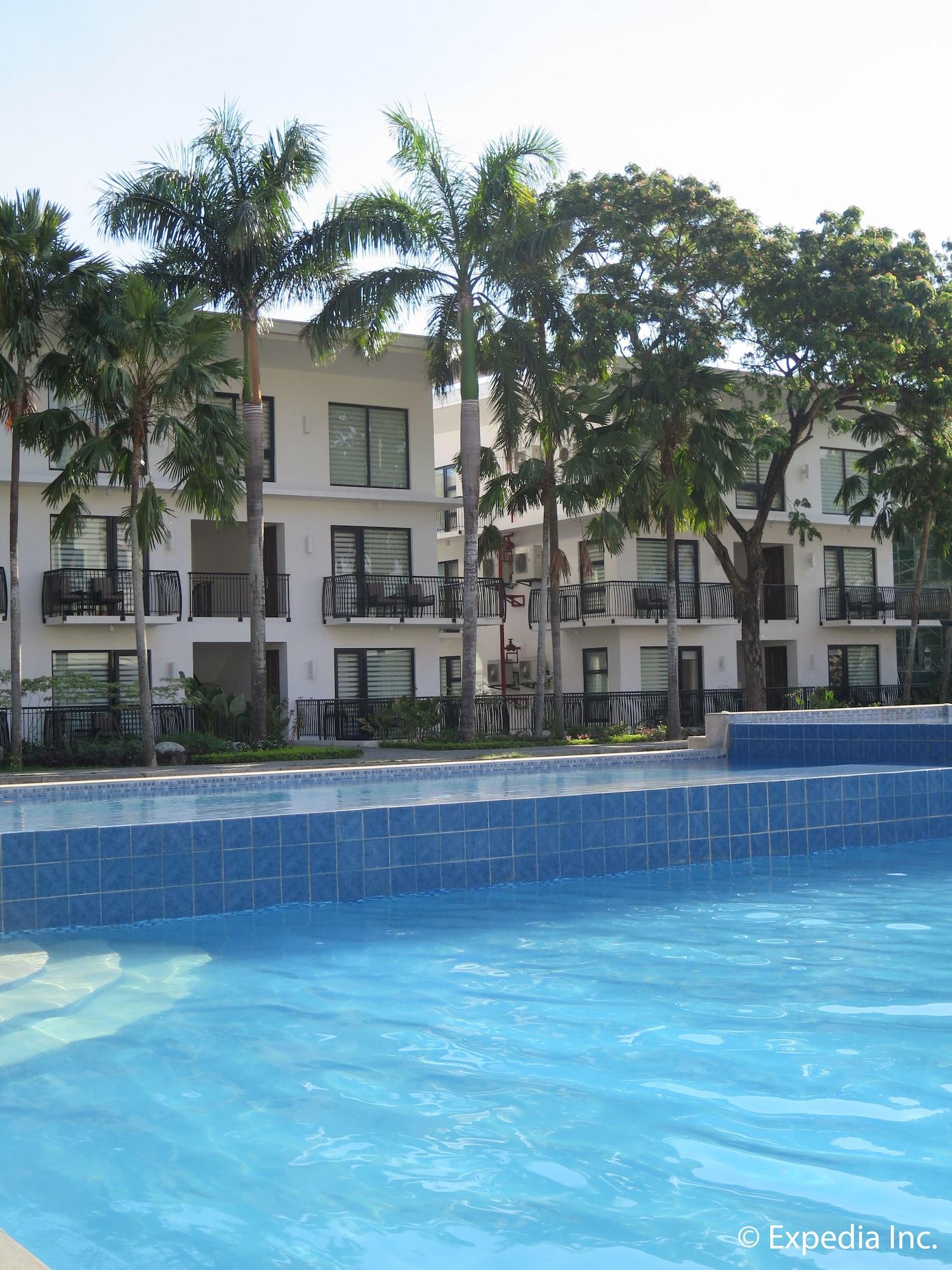 Hotel Pontefino Batangas Extérieur photo