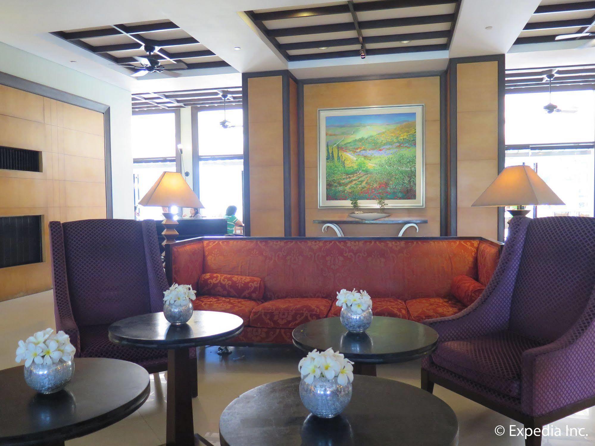 Hotel Pontefino Batangas Extérieur photo